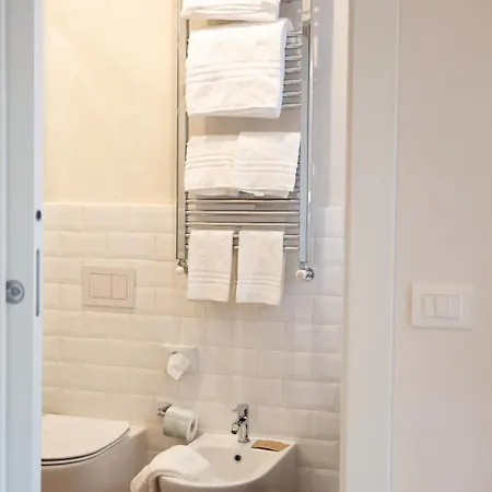 Gelsi Luxury 3* سورا